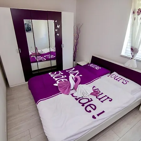 וילה Anita פולה